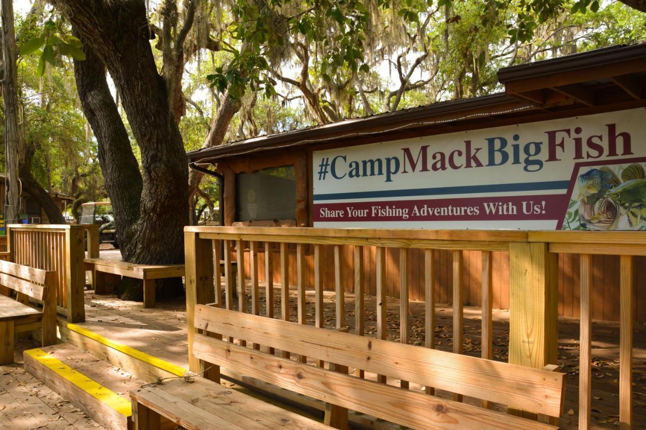 Camp Mack Lodge, Marina & Rv Resort Лейк-Уэльс Экстерьер фото